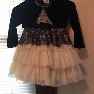 Girls dress 👗 size 3T